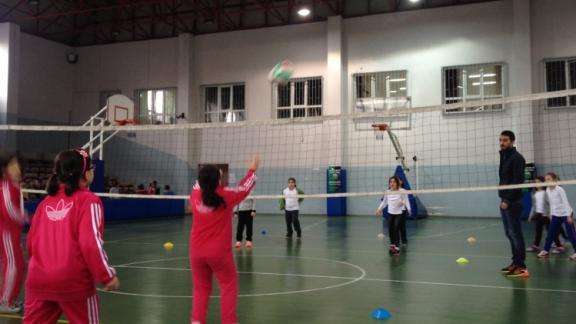 GÜZİDE YILMAZ  İLKOKULU -3.Sınıflar Voleybol TurnuvamızTamamlandı