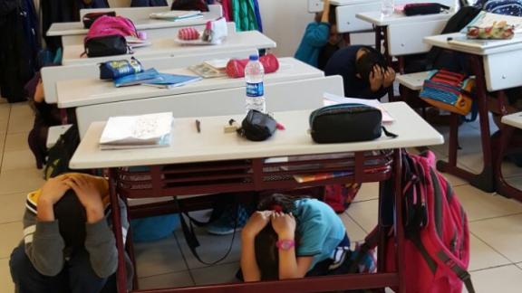İBB Barbaros Hayrettin Paşa Orta Okulu - Deprem Tatbikatı Yapıldı