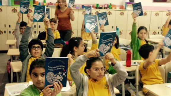 Güzide Yılmaz İlkokulu-Yazarlarımızın İlk Kitabı Basıldı