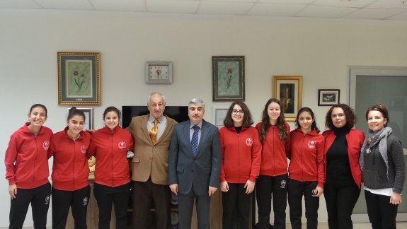 Hasan Şadoğlu Mesleki ve Teknik Anadolu Lisesi Kız Futsal Takımımız Türkiye Yarı Finallerinde