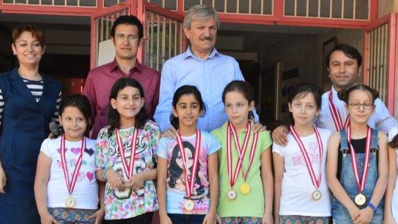 Güzide Yılmaz İlkokulu-2015-2016 Madalya Törenimiz...
