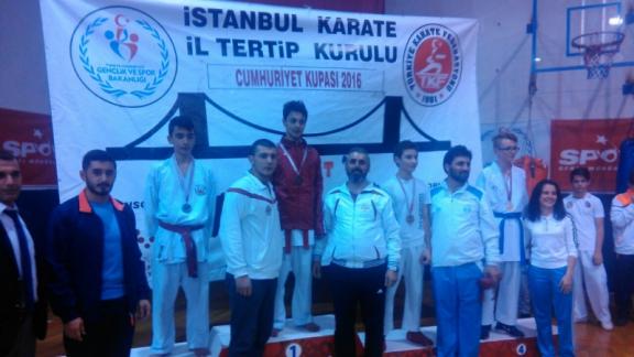 FEYZULLAH TURGAY CİNER ORTAOKULU - Öğrencimiz Miraç MERİÇ İstanbul Karate ampiyonu