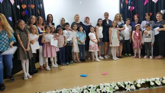 Albay Niyazi Esen İlkokulu ´nda Anne Eğitimleri Töreni