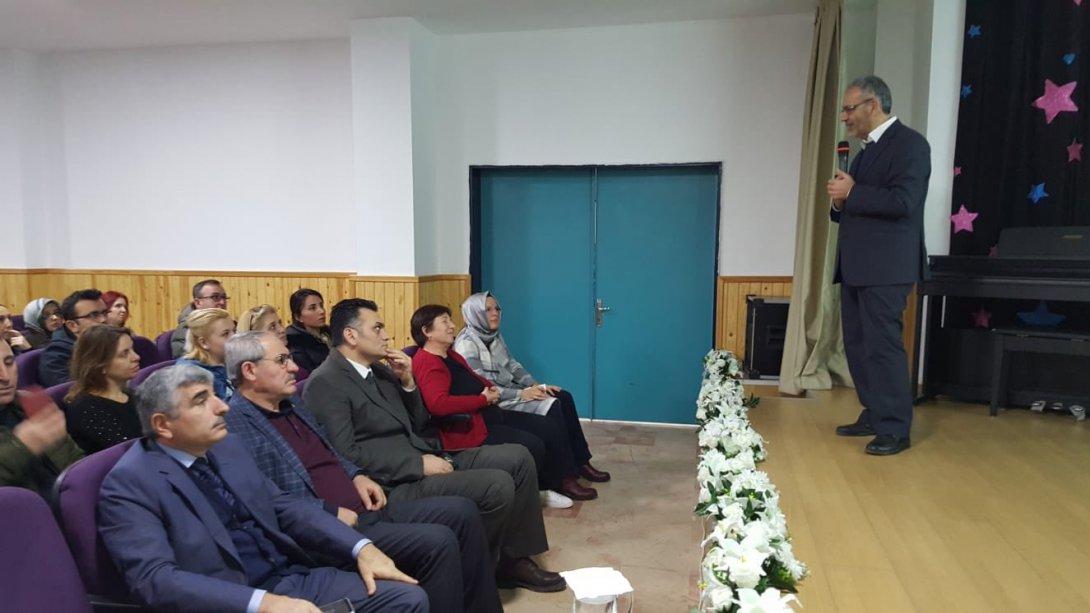 Marmara Üniversitesi İlahiyat Fakültesi Öğretim Üyesi Sn. Prof. Dr. Mehmet Zeki AYDIN´IN "Veli Akademileri Projesi" Eğitimi
