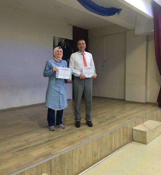 Altayçeşme İlkokulu''unda Veli Akademileri Katılım Belgesi Töreni
