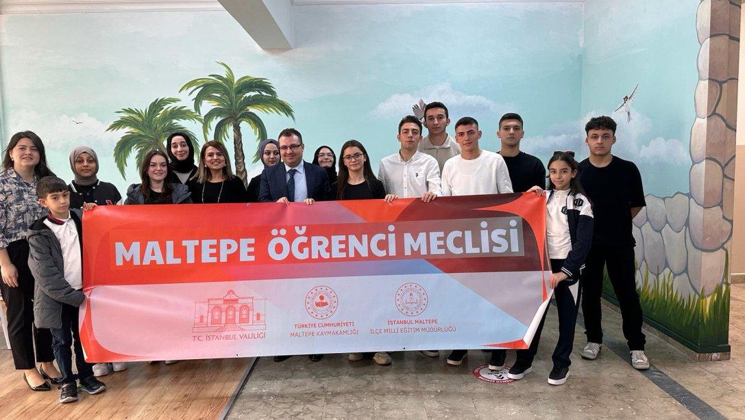 Maltepe İlçesi Öğrenci Meclis Başkanları Toplantısı Maltepe Kız Anadolu İmam Hatip Lisesinde Gerçekleşti.