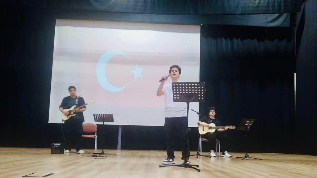 İstanbul'un Fethi'nin 571. Yılı Kutlama Programı Şehit Mustafa Kaymakçı Anadolu İmam Hatip Lisesi'nde Gerçekleştirildi.