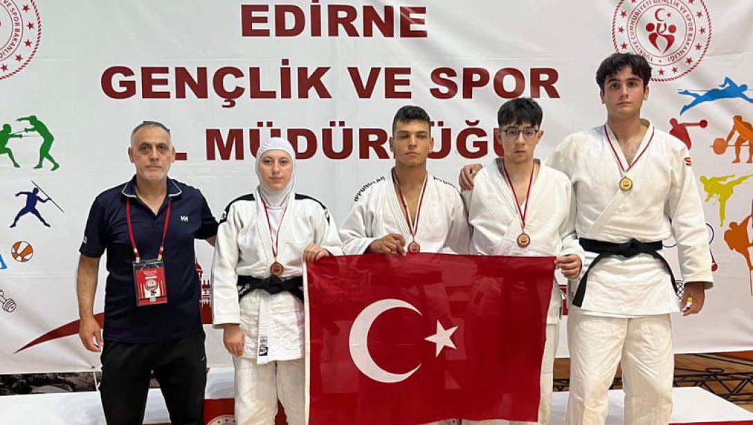 Judoda Dünya Üçüncülüğü