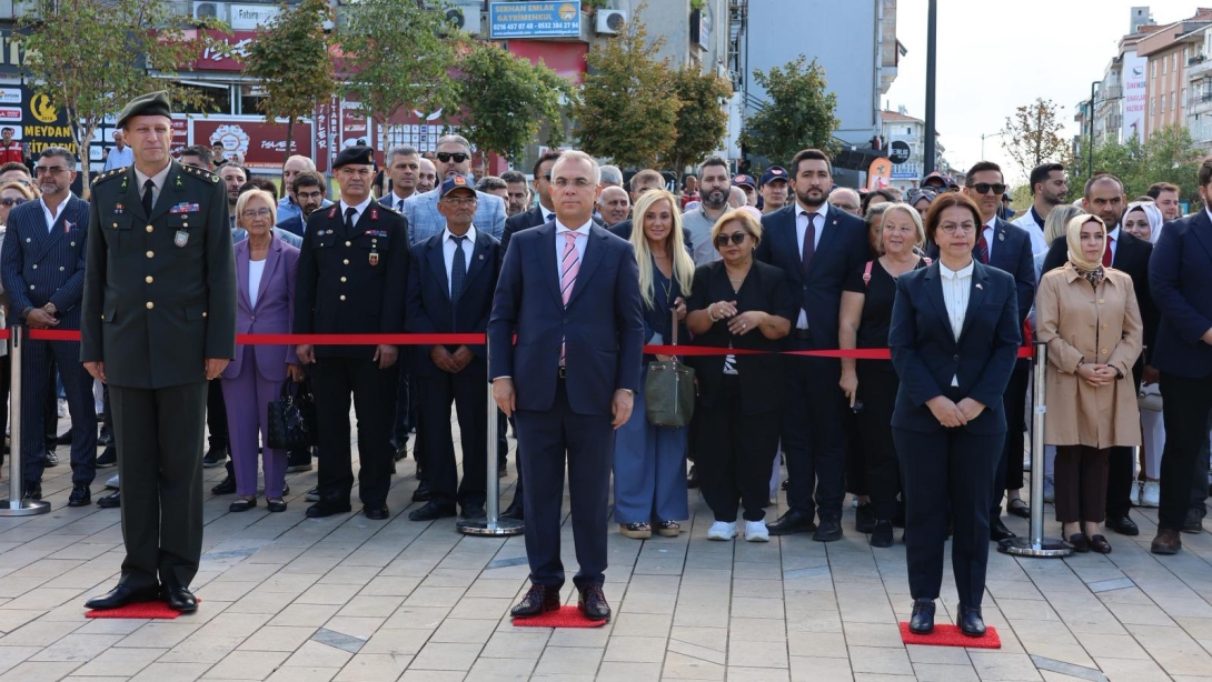 19 EYLÜL GAZİLER GÜNÜ ÇELENK SUNMA TÖRENİ VE YÜRÜYÜŞÜ GERÇEKLEŞTİRİLDİ.